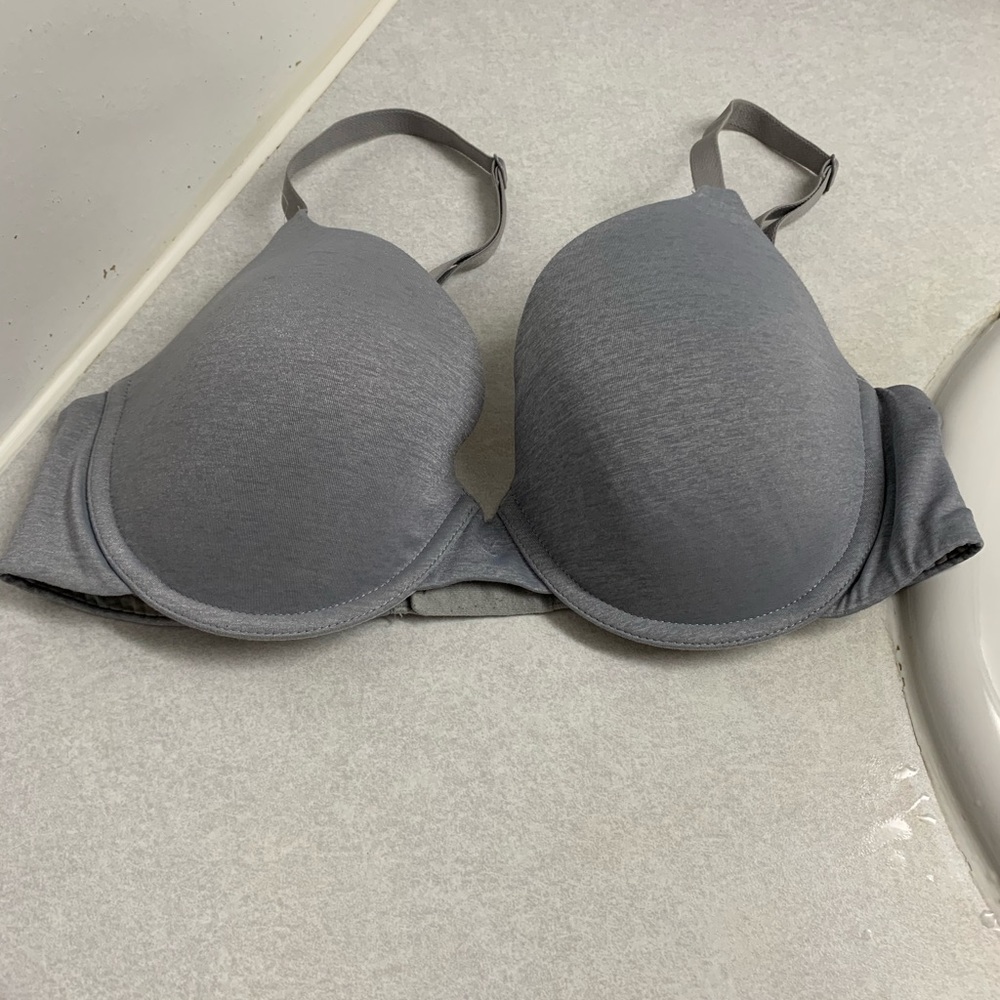 Victoria Secret Uplift Semi Demi bra 36 C